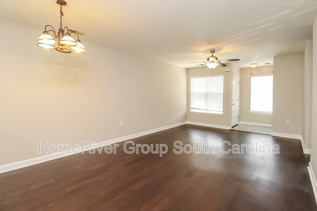 Building Photo - 2153 Pavilion Ct