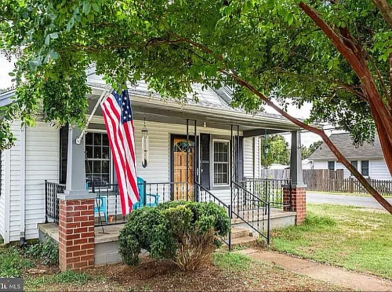 Foto principal - 151 Bend Farm Rd