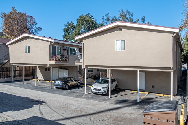 Alternar - 330-350 Waldo Ave