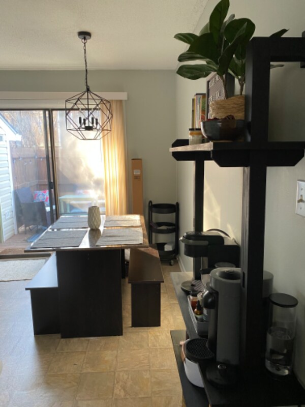 Foto del edificio - 5915 Suncreek Ct