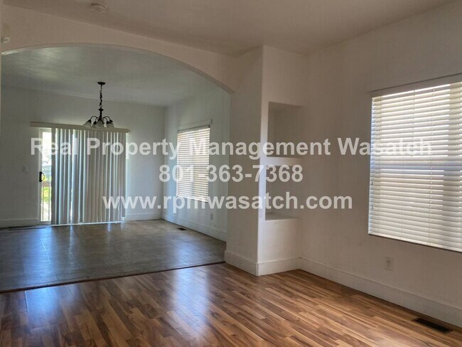 Building Photo - 3176 Designer Ct