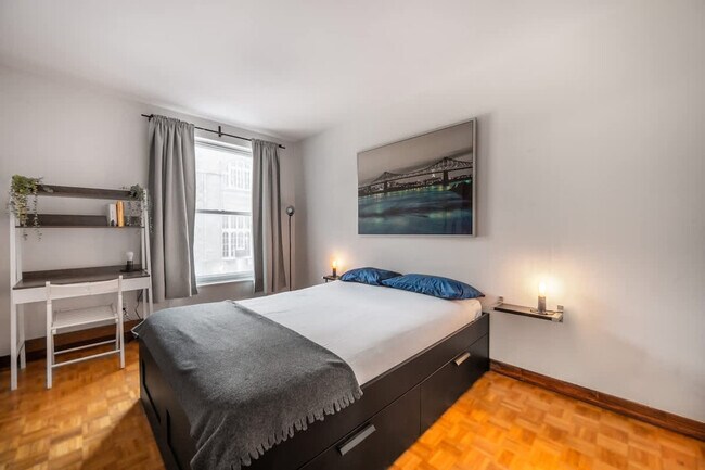 Photo du bâtiment - 2023 Rue Dézéry