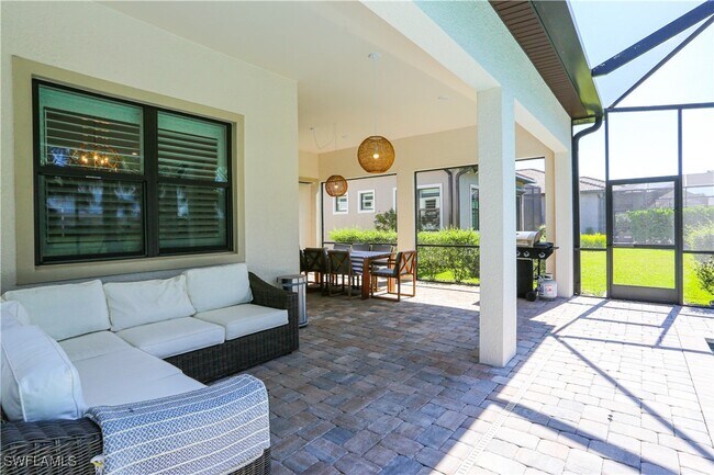 Foto del edificio - 9716 Everglades Dr