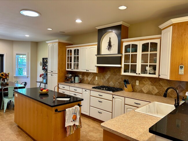Building Photo - 1454 Bradley Meadows Ln
