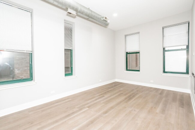 Building Photo - Luxury Gold Coast 1 Bed Apartment