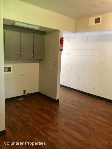 Building Photo - 200 N Trigg Ave