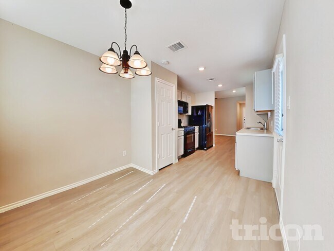 Foto del edificio - 11151 N Lake Mist Ln