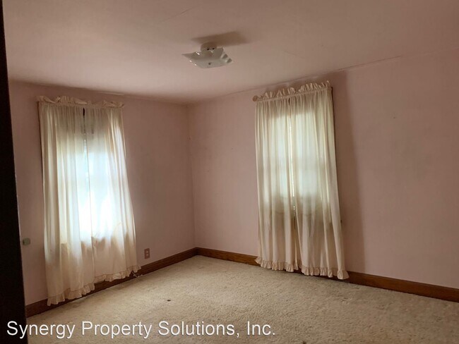 Building Photo - 3 br, 1 bath House - Wolfe Ave 36 Richland