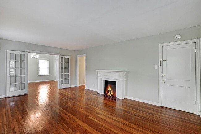 Foto del edificio - 2348 McClendon St
