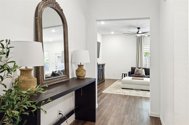 Foto del edificio - 13305 Ridings Dr