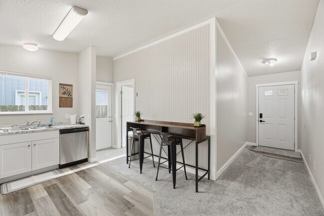 Foto del edificio - 113 W 23rd Ave