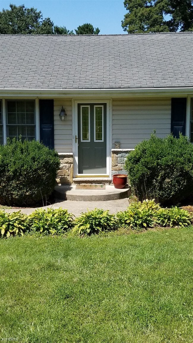 Building Photo - 3 br, 2 bath House - 3910 Rosewood Rd