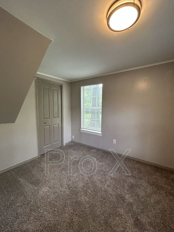 Foto del edificio - 1603 S Walnut St