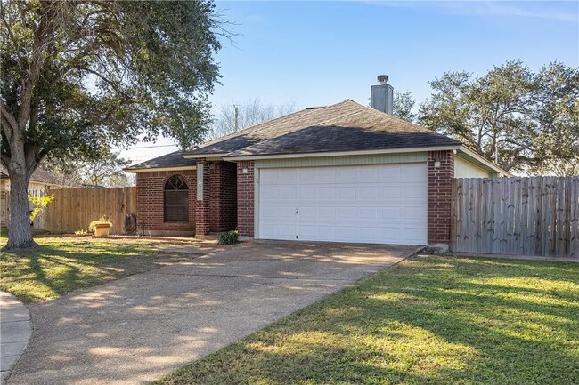 Foto del edificio - 11815 Elmont Ave