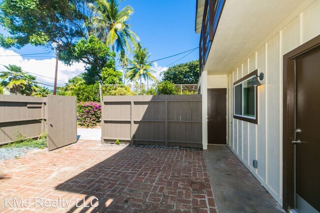Building Photo - 2 br, 2 bath House - 4715 Kahala Avenue