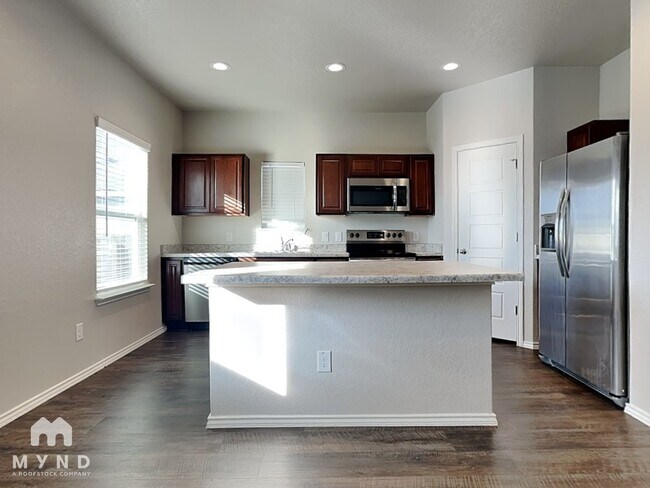 Building Photo - 7508 Twin Pine Ct