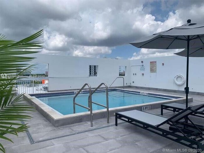 Foto del edificio - 2740 SW 28th Terrace