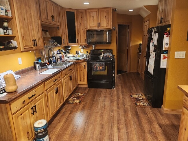 Building Photo - 3440 W Howard Ave