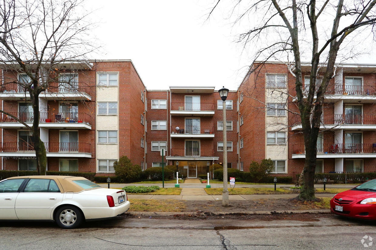 Building Photo - Galitz Court Apartments