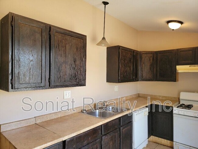 Photo - 8637 1/2 Belfast Street Apartment