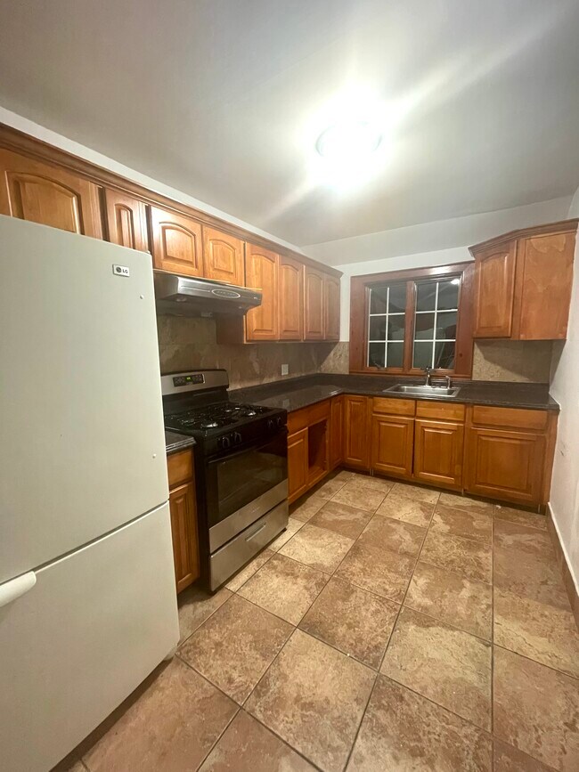 Foto del edificio - 54 Graves St