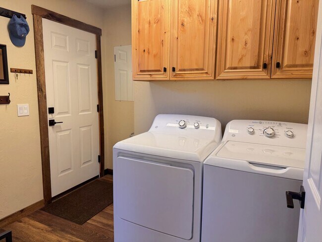 Foto del edificio - Charming 3-Bedroom, 2-Bath Home!