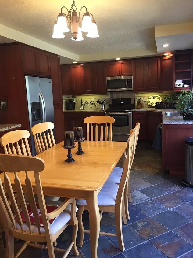 Foto principal - 1651 S Juniper St
