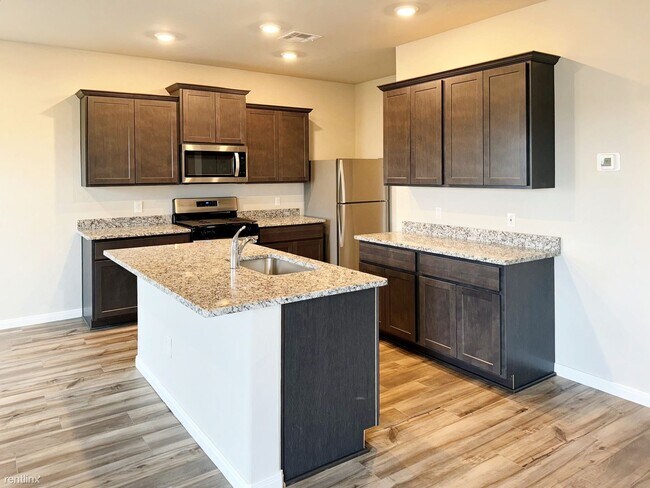 Foto del edificio - 4 br, 2.5 bath House - 1608 Vermilion Ln