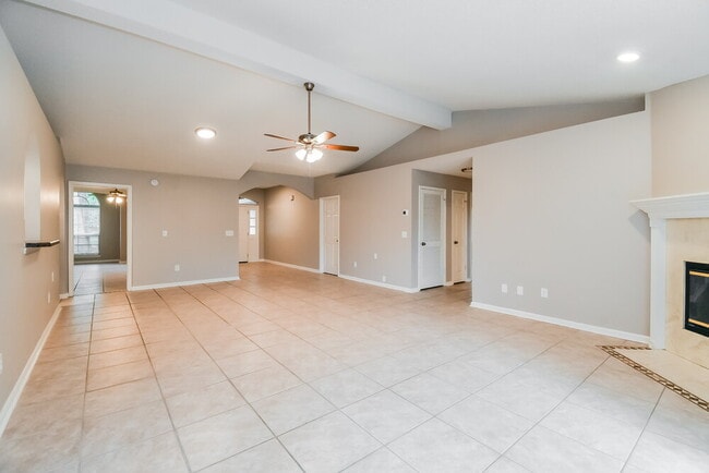 Building Photo - 401 Baybrook Dr