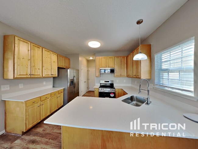 Foto del edificio - 7036 Paint Rock Ln