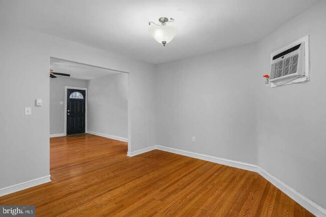 Building Photo - 2100 Mifflin St