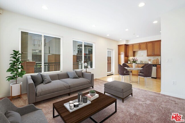 Foto del edificio - 6020 S Seabluff Dr