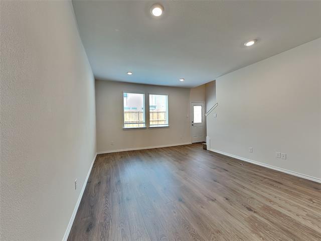 Foto del edificio - 316 Arbor Dr
