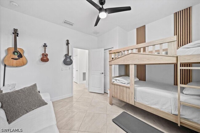 Foto del edificio - 14470 Secret Garden Cove