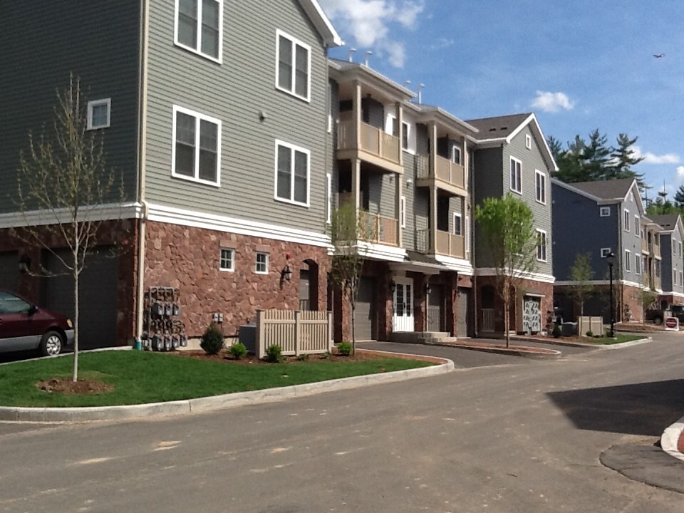 Mill Commons Rentals Simsbury, CT