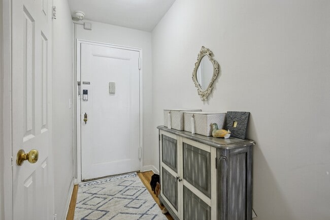 Building Photo - 8600 Boulevard East