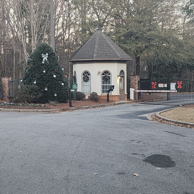 Foto del edificio - 337 Langshire Dr