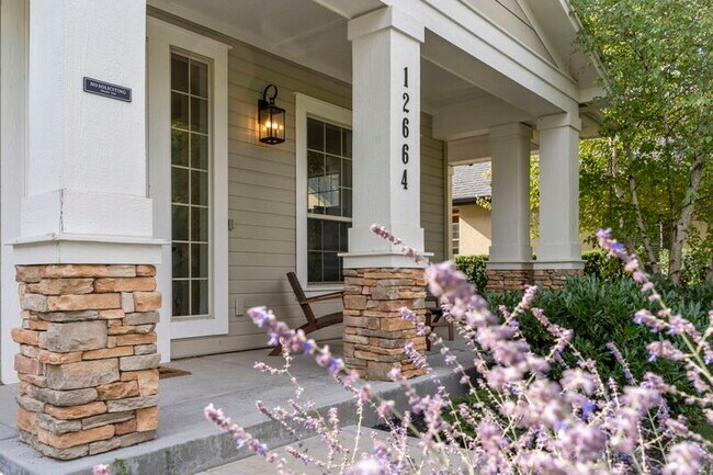 Foto del edificio - 12664 N 13th Ave