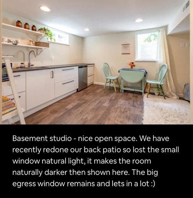 Building Photo - 3330 SE Franklin St