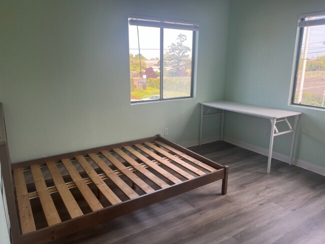 Foto del edificio - 1221 Beacon Ave