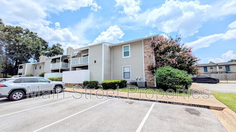 Foto principal - 7171 N 9th Ave