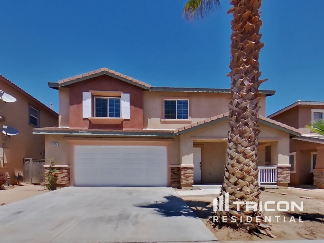 Primary Photo - 13052 Cerritos Ct