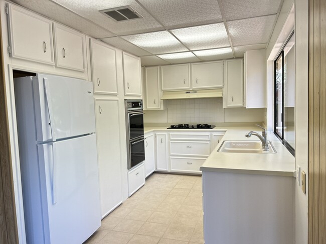 Building Photo - 140 Quail Way