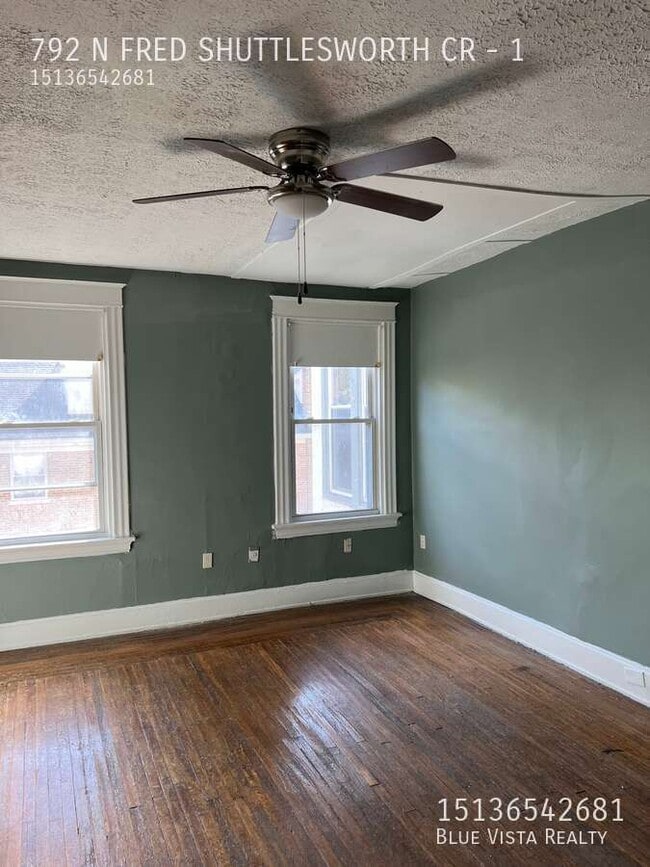 Foto del edificio - 792 N Fred Shuttlesworth Cir