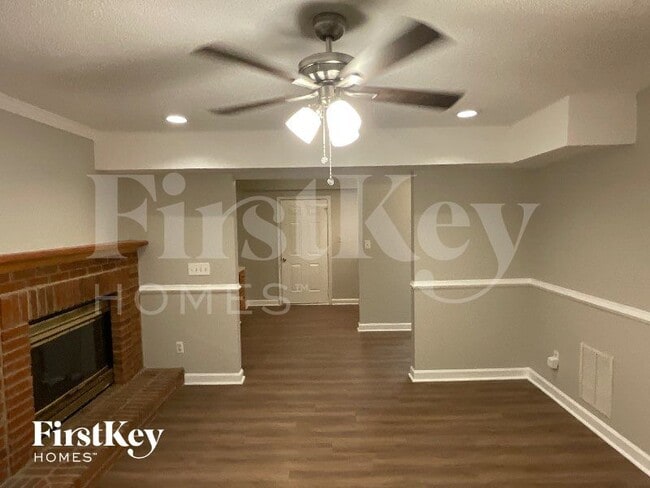 Building Photo - 6004 Stone Bluff Dr