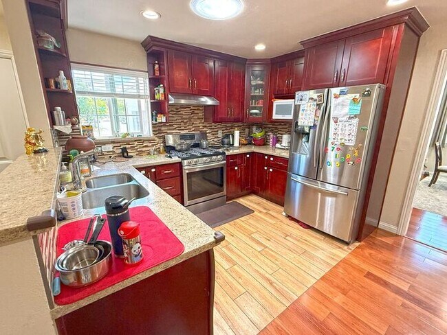 Foto del edificio - 3585 Cadwallader Ave