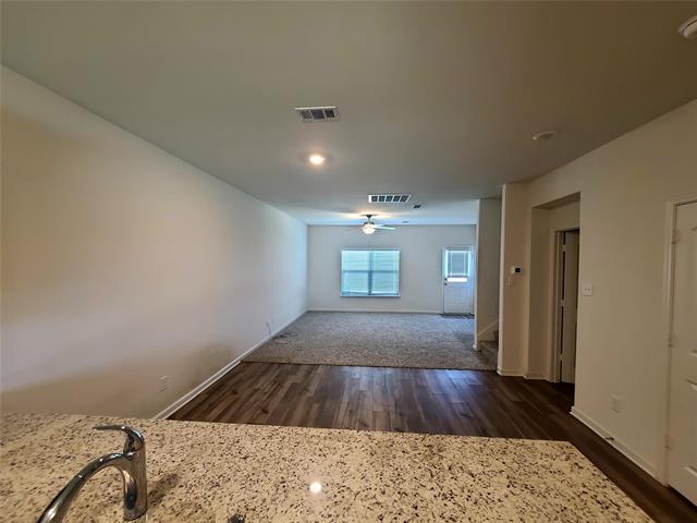 Foto del edificio - 104 Lady Bird Ct