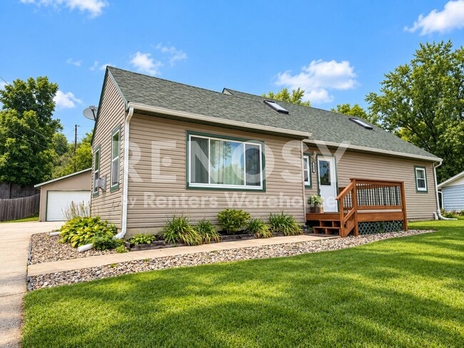 Building Photo - 2907 Knollwood Dr SE