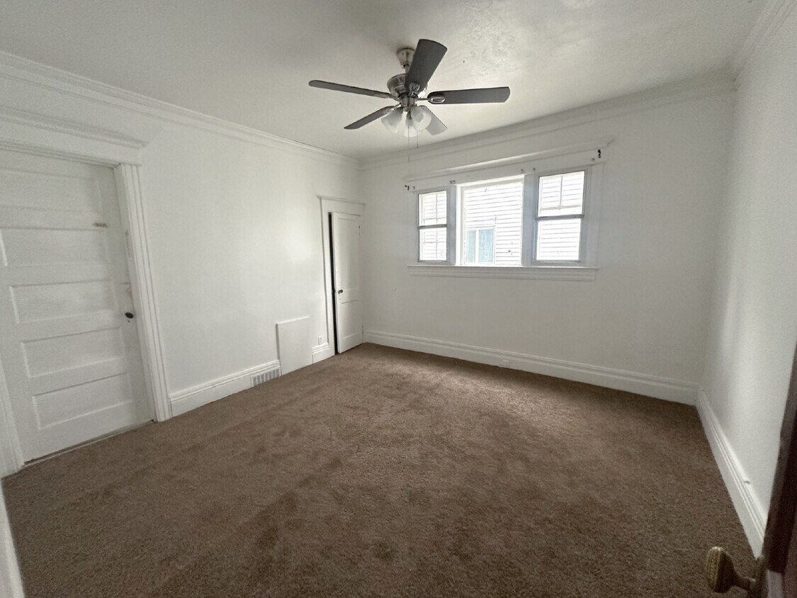 Foto principal - Spacious 1-Bedroom Apartment – $1,150/Month