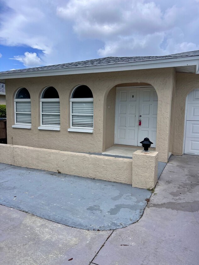 Foto principal - 3637 Country Club Blvd